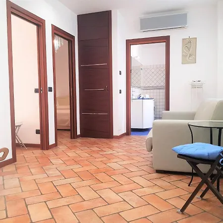 Apartamento Santa Croce Modern With Two Bedrooms Turín